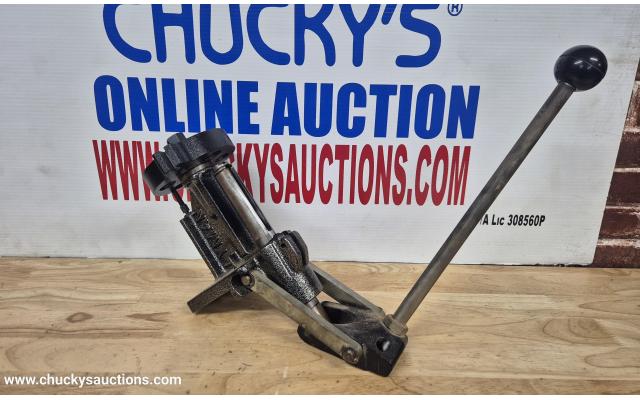 LOT 551 LYMAN TURRET PRESS