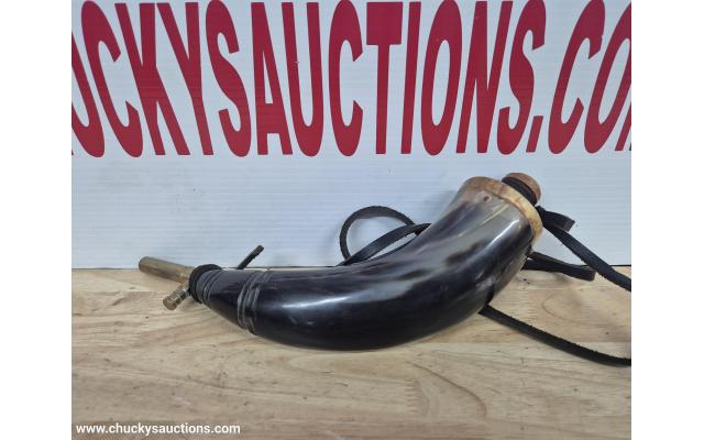 LOT 559 POWDER HORN