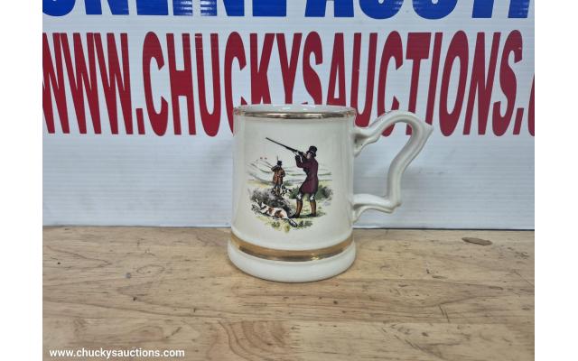 LOT 793 CHINA HUNTING BEER MUG 22 CARAT GOLD