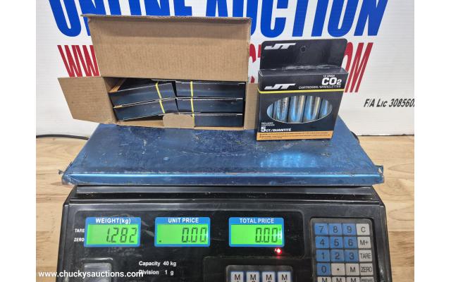 LOT 826 12 GRAM  Co2 CARTRIDGES  APPROX 30