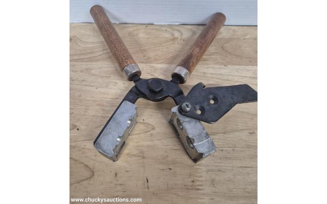 LOT 866 LEE BULLET .445 MOULD PNo 90438