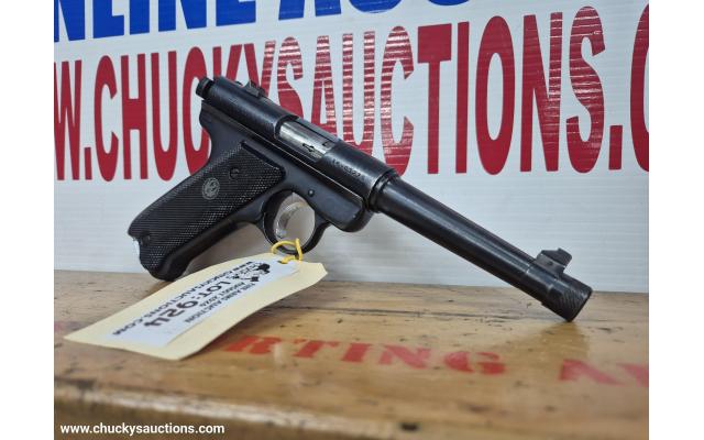 LOT 924 RUGER  22/45  22LR FW215