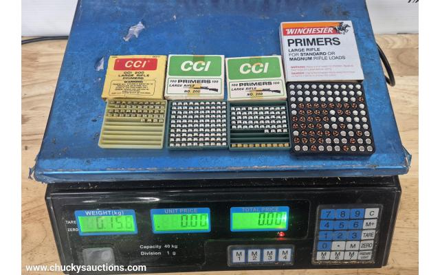 LOT 953 LARGE RIFLE PRIMERS