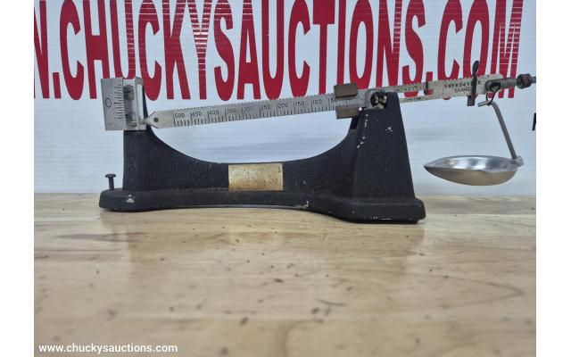 LOT 966 SCALES