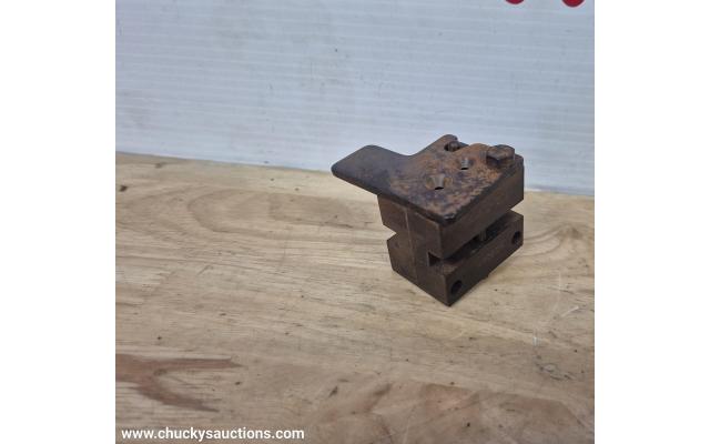 LOT 976 RCBS MOULD 44-240-SWC