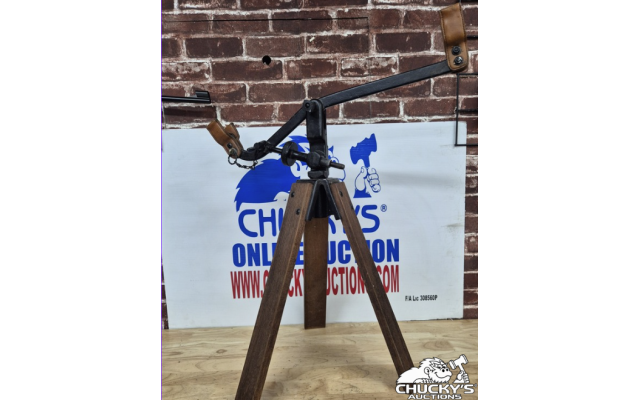 LOT 1297 RIFLE REST